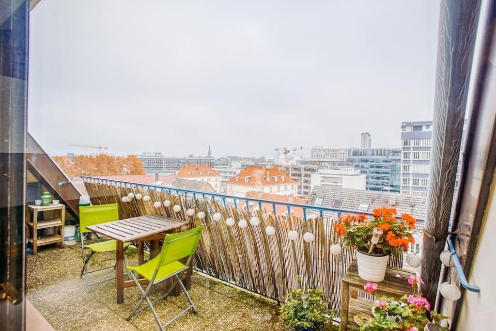 Panorama Cathedrale - Appt Lumineux Avec Parking Prive Apartment Strasbourg Bagian luar foto